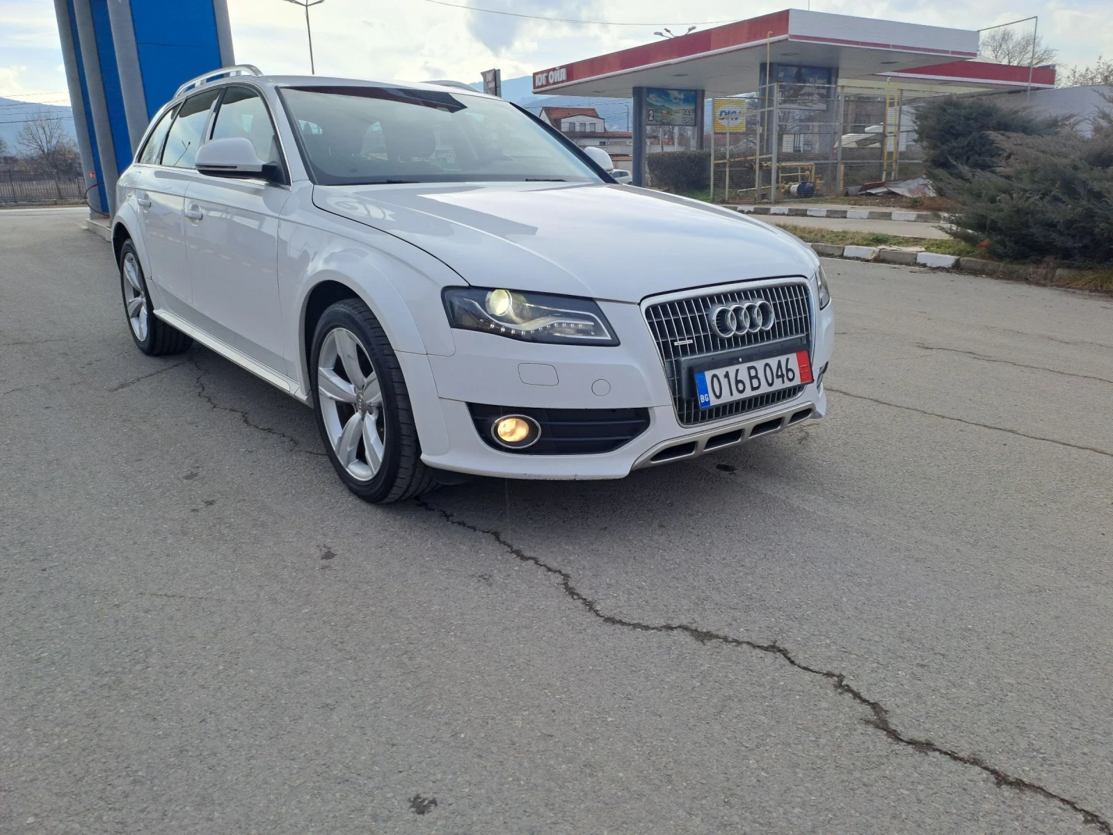 Audi A4 Allroad 2.0 comanreal 4x4 - изображение 2