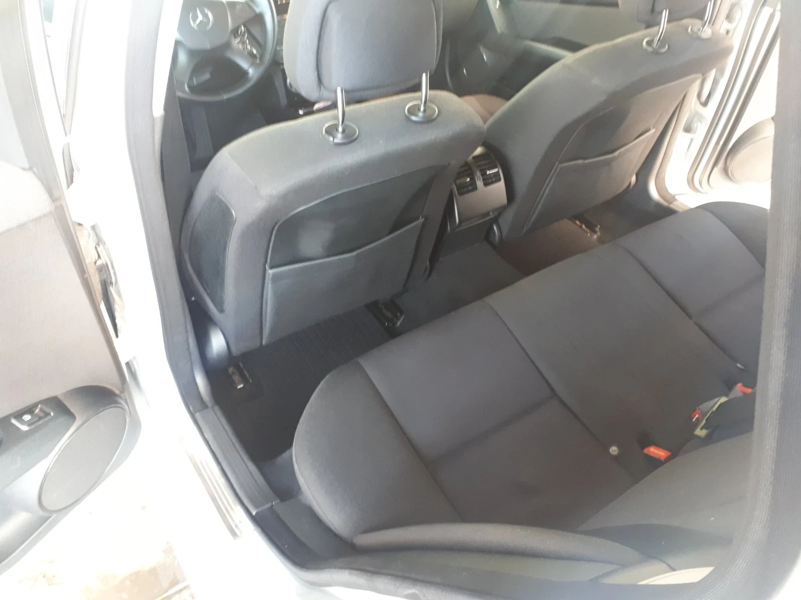 Mercedes-Benz C 200  - изображение 9