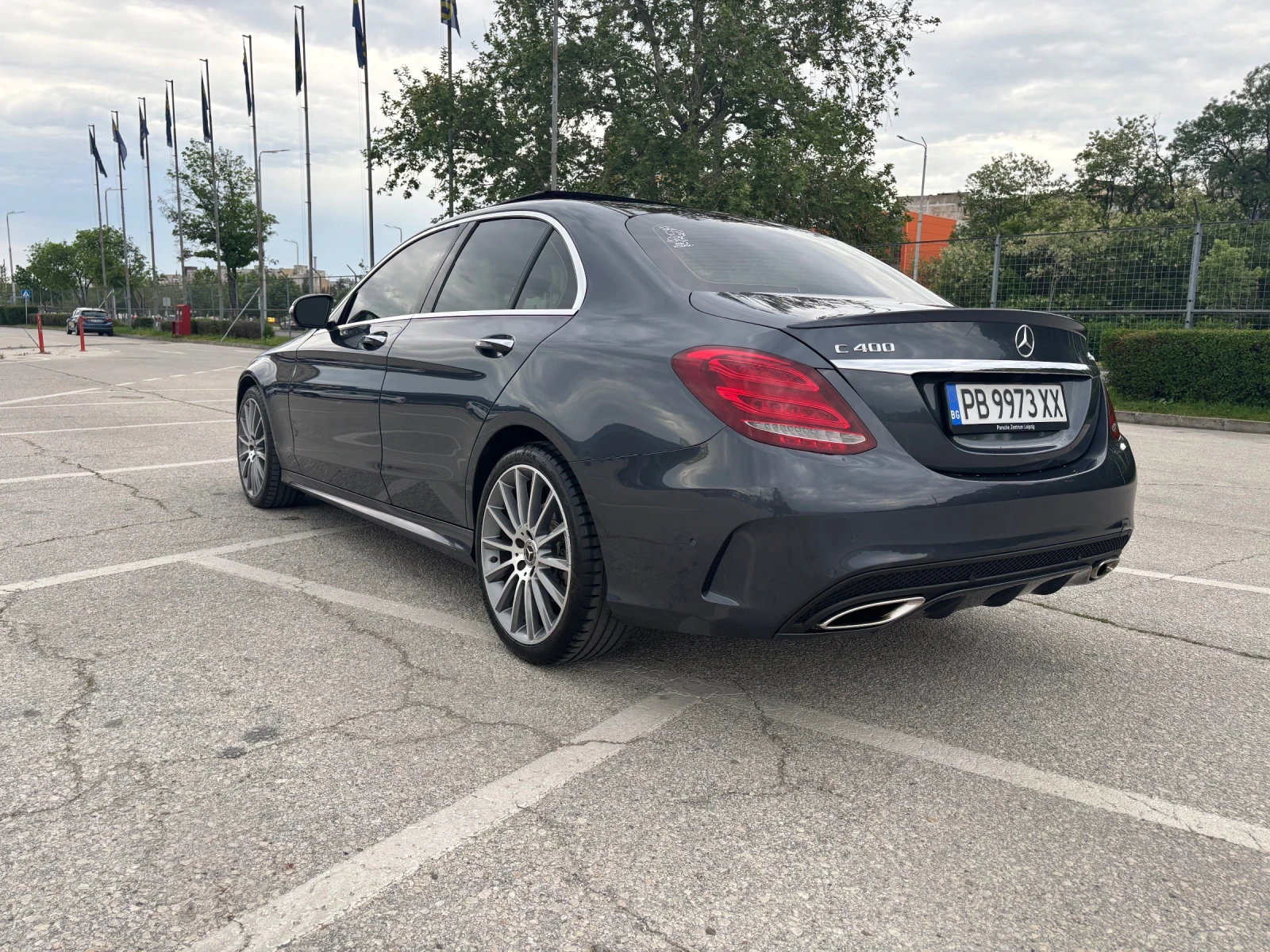Mercedes-Benz C 400 4Matic AMG Line - изображение 5