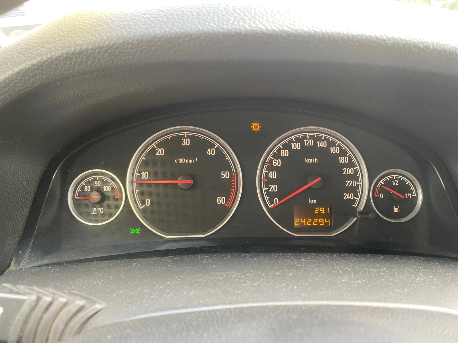 Opel Vectra 1.9 CDTI - изображение 8