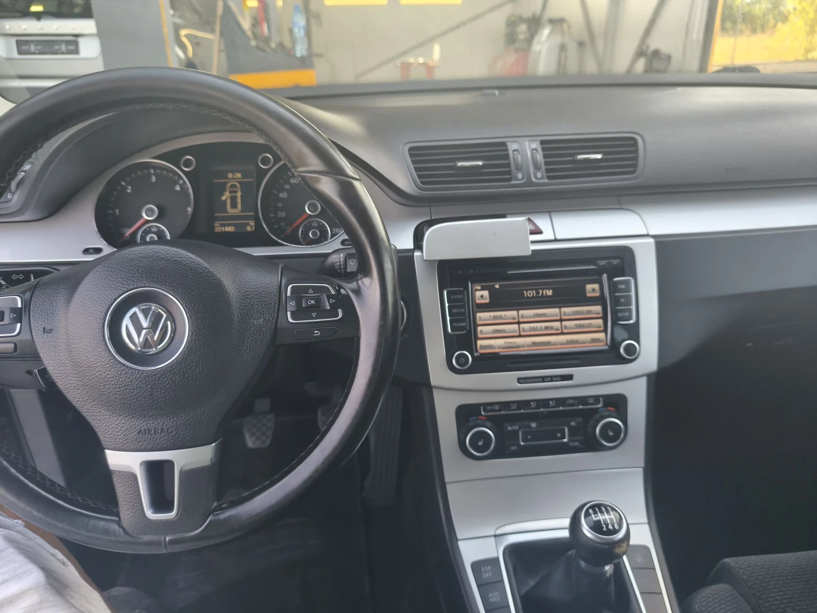 VW Passat 2.0TDI 4Motion 4x4 - изображение 9