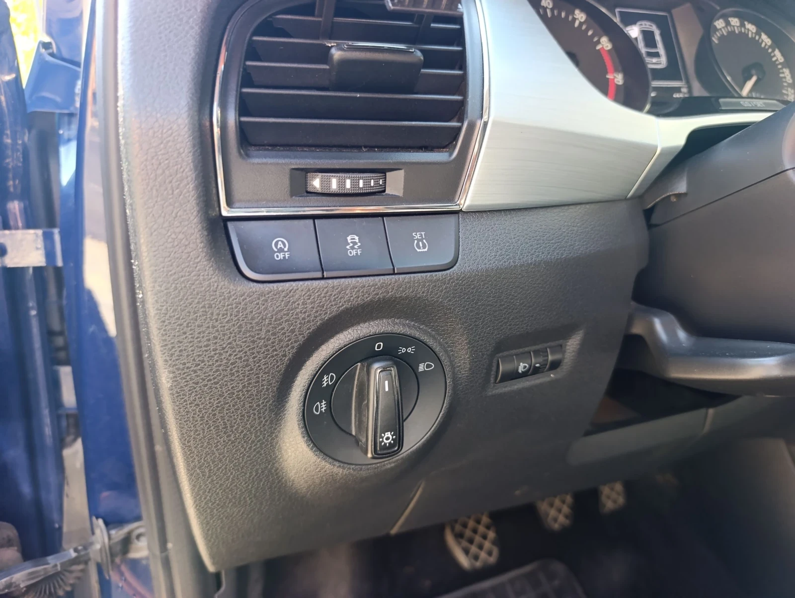 Skoda Fabia  | Mobile.bg   12