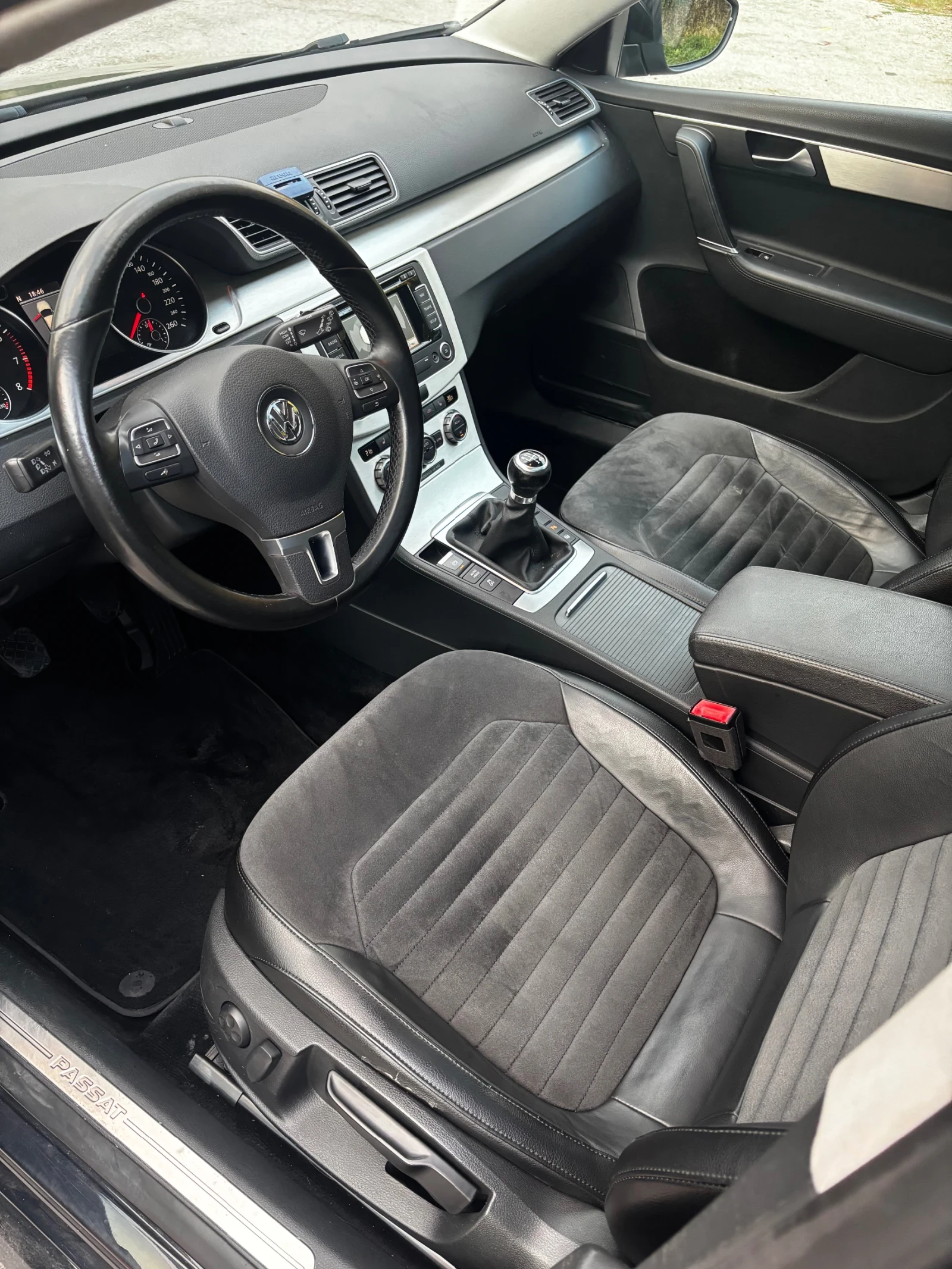 VW Passat  - изображение 8