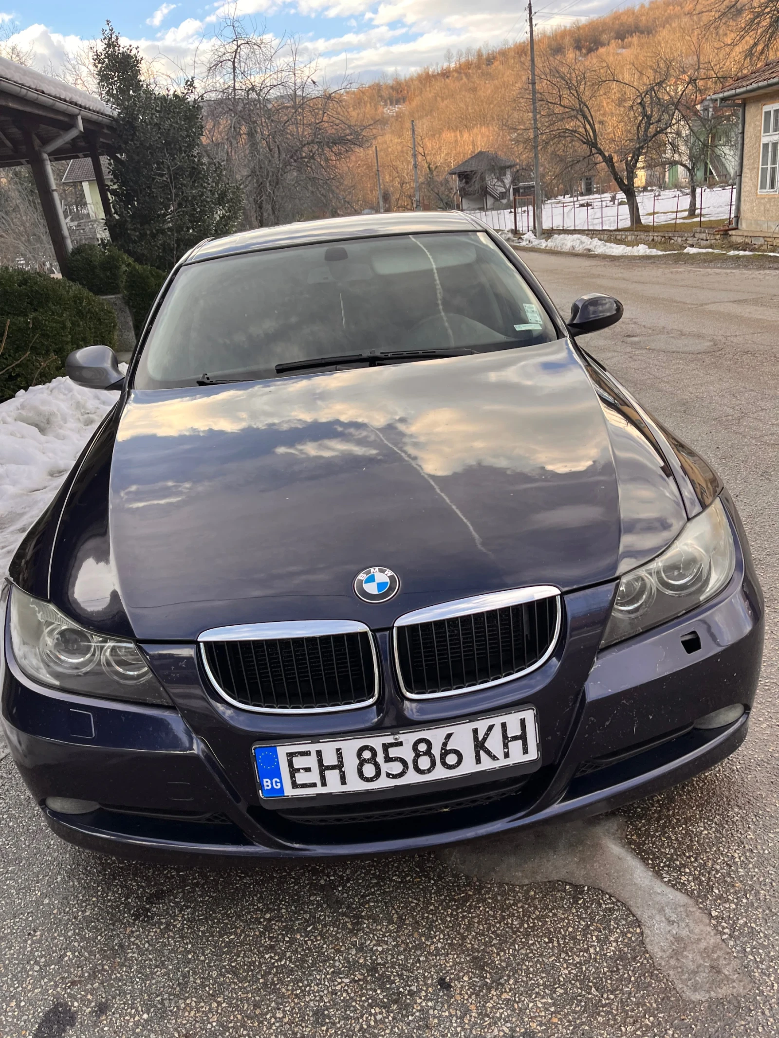BMW 320  - изображение 2