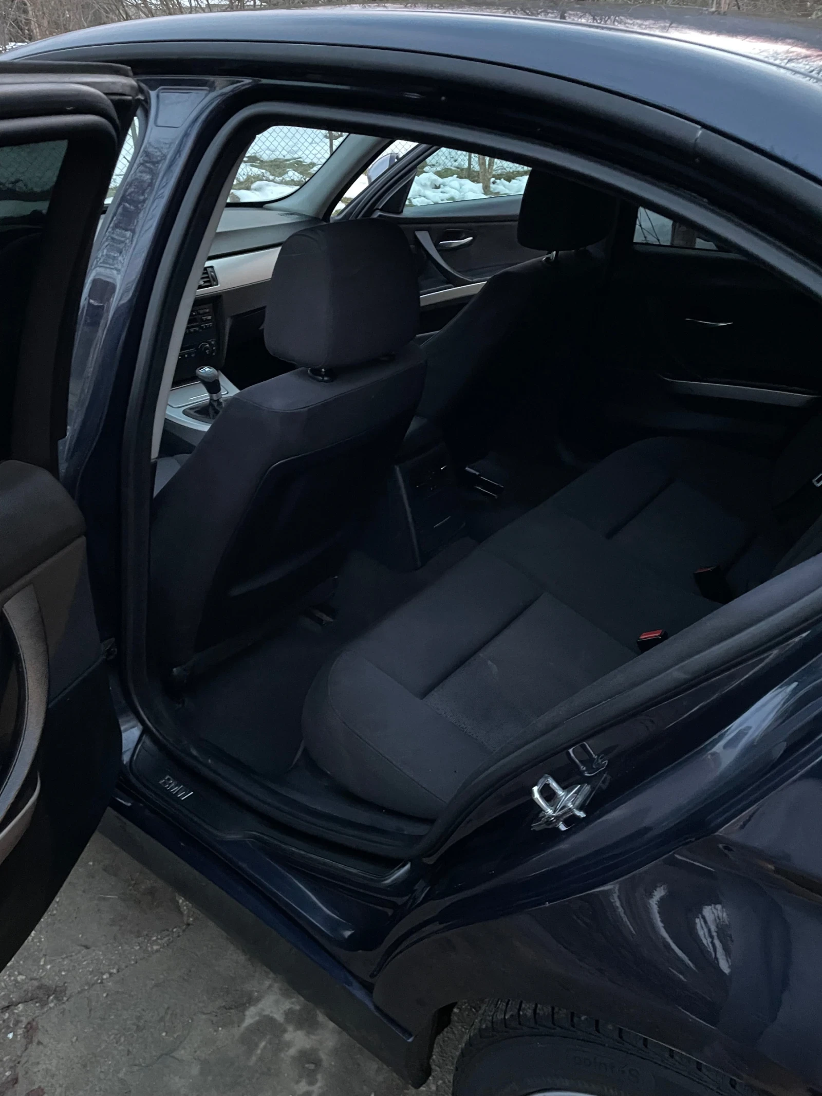 BMW 320  - изображение 8