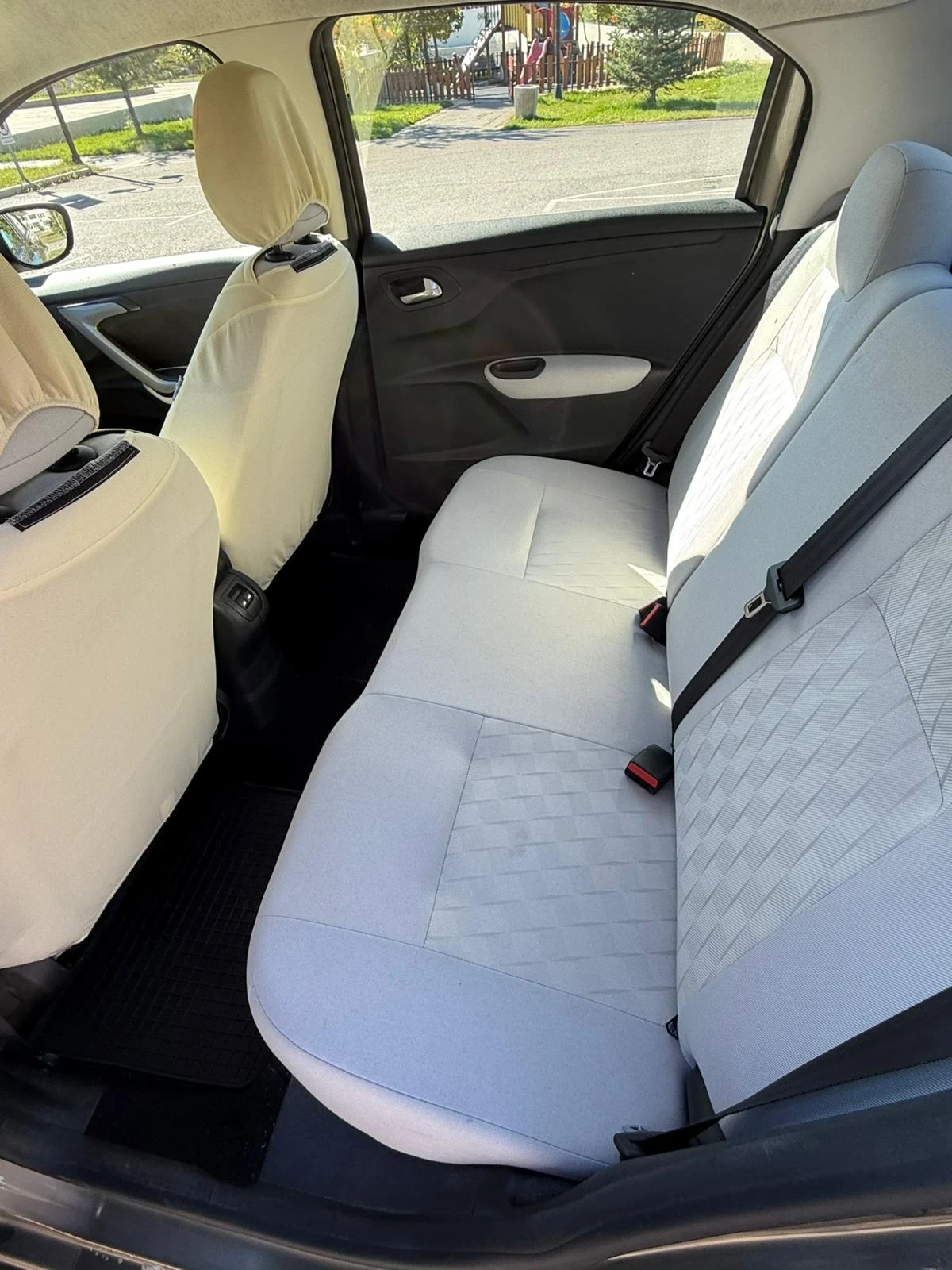 Citroen C-Elysee 1.6 VTi Exclusive | Mobile.bg — изображение 11