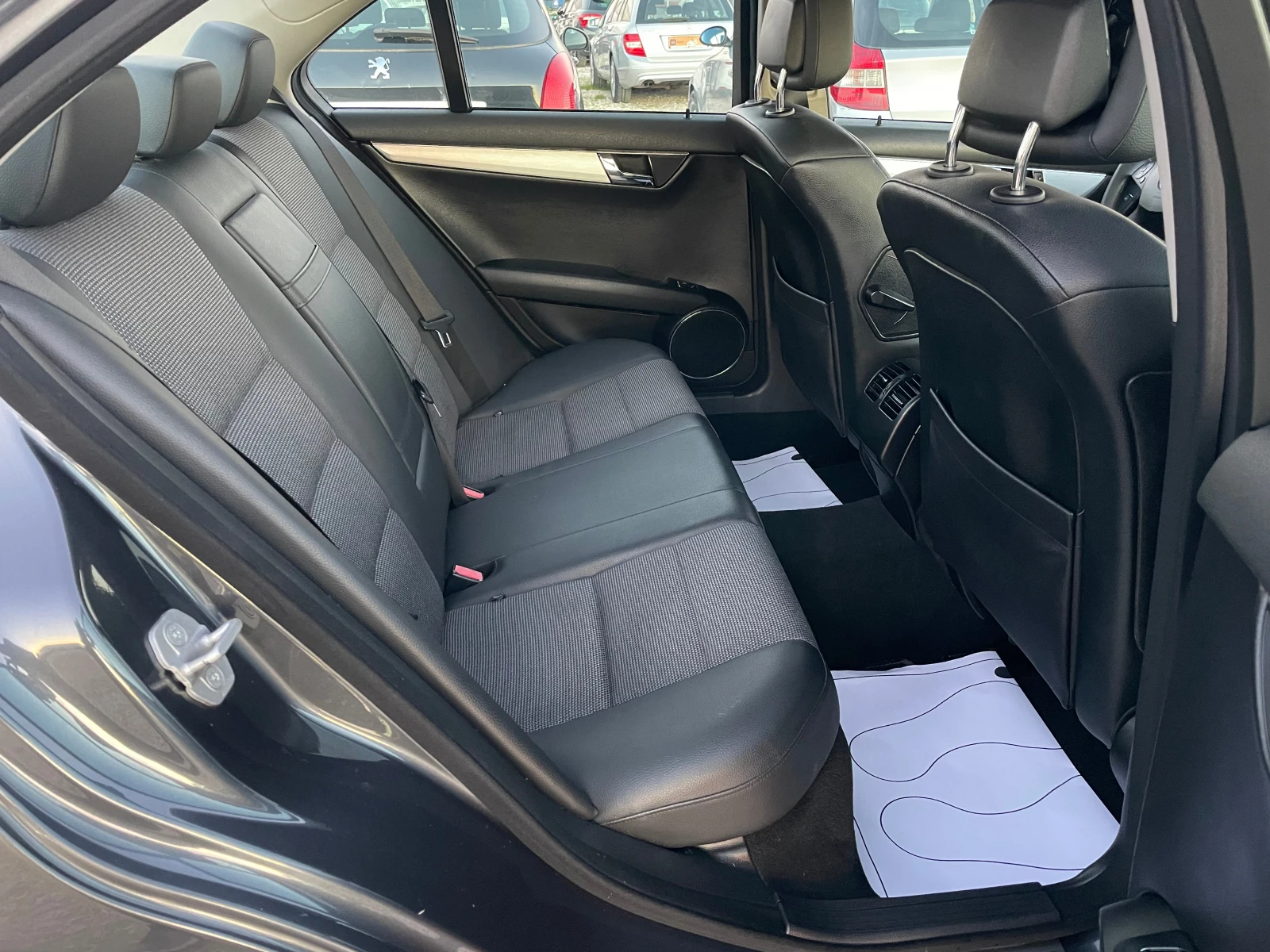 Mercedes-Benz C 220 | Mobile.bg   13