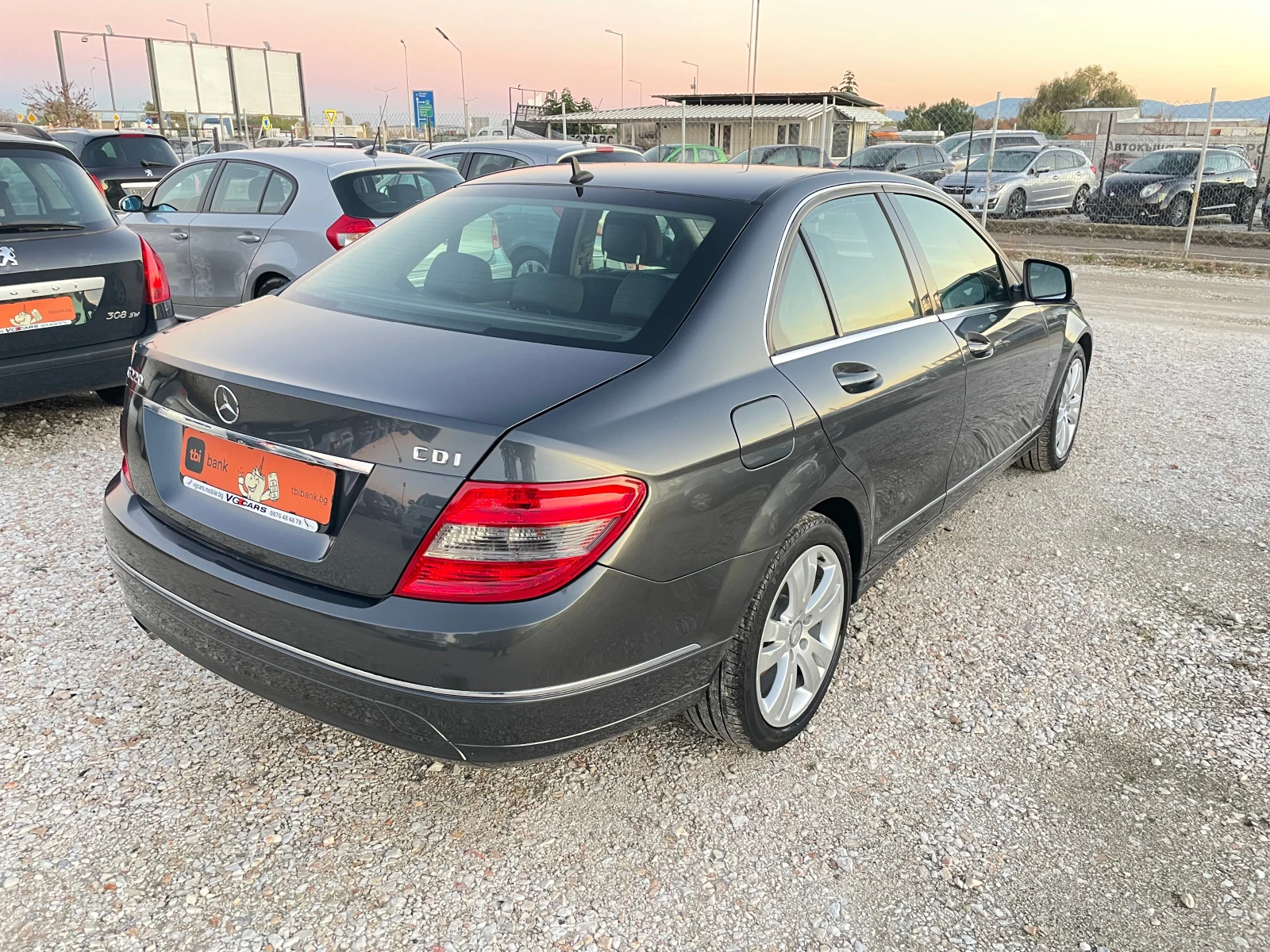 Mercedes-Benz C 220  - изображение 7