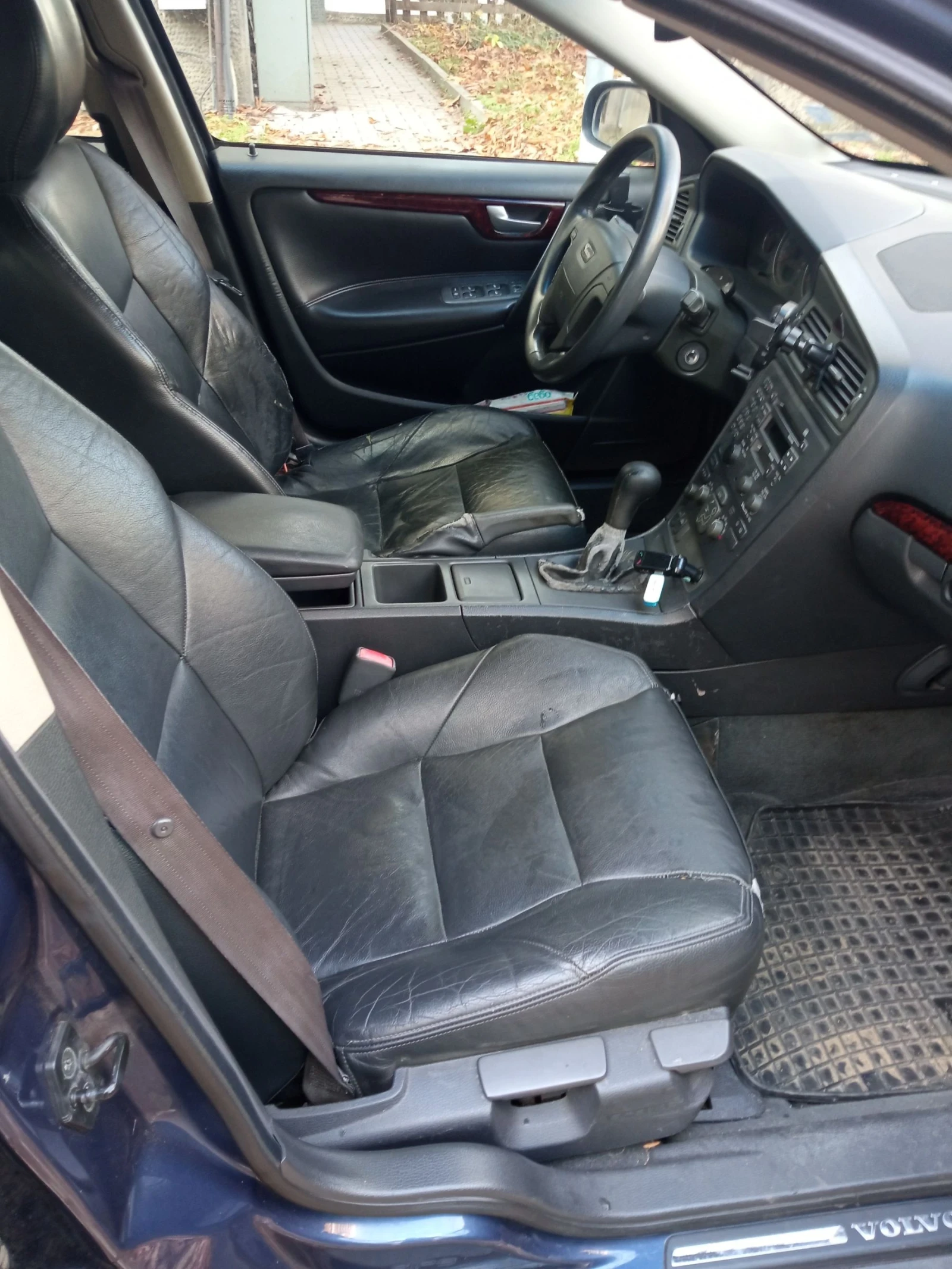 Volvo V70 2.4 D5 - изображение 10