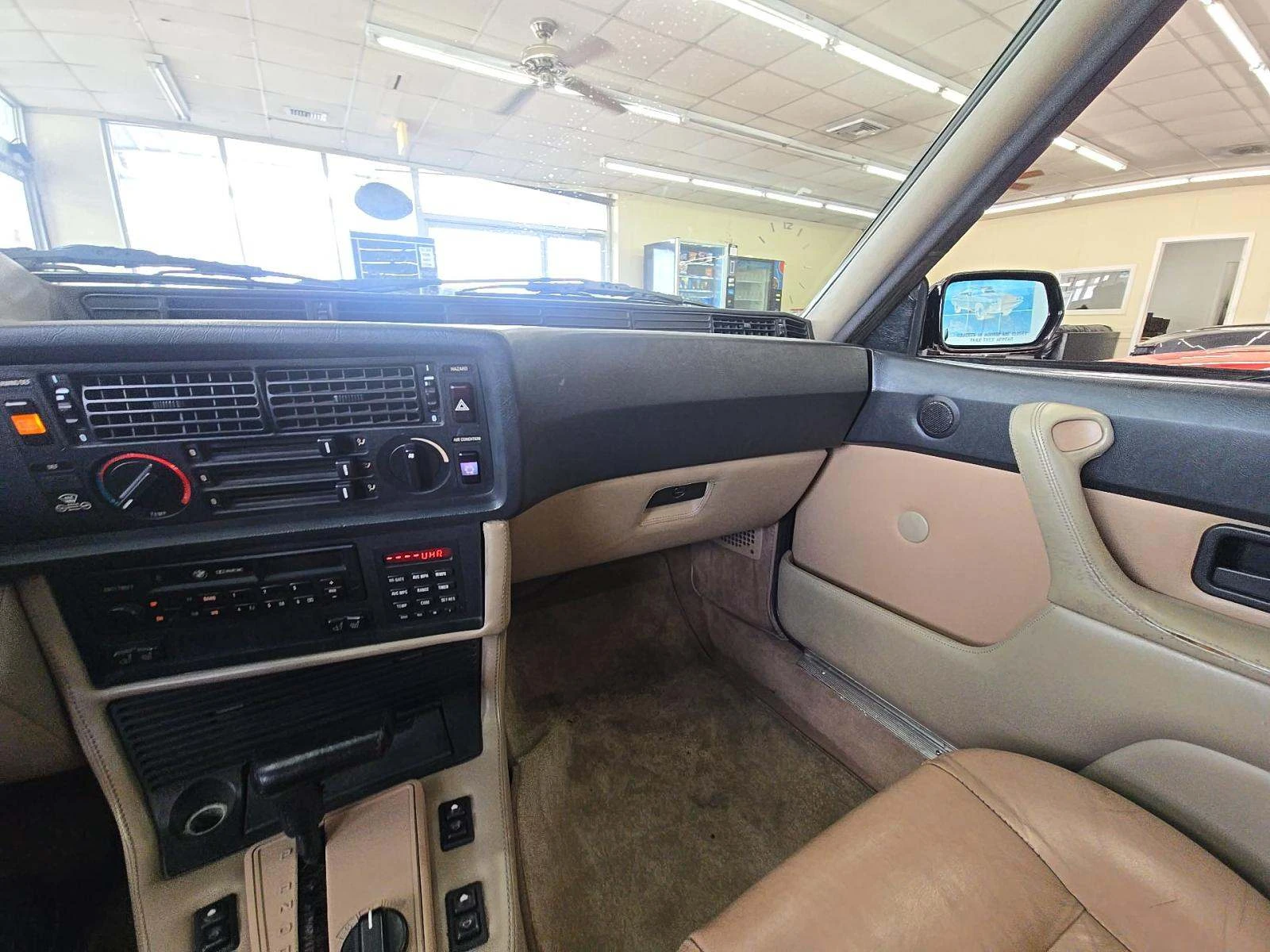 BMW 635 CSi - изображение 7