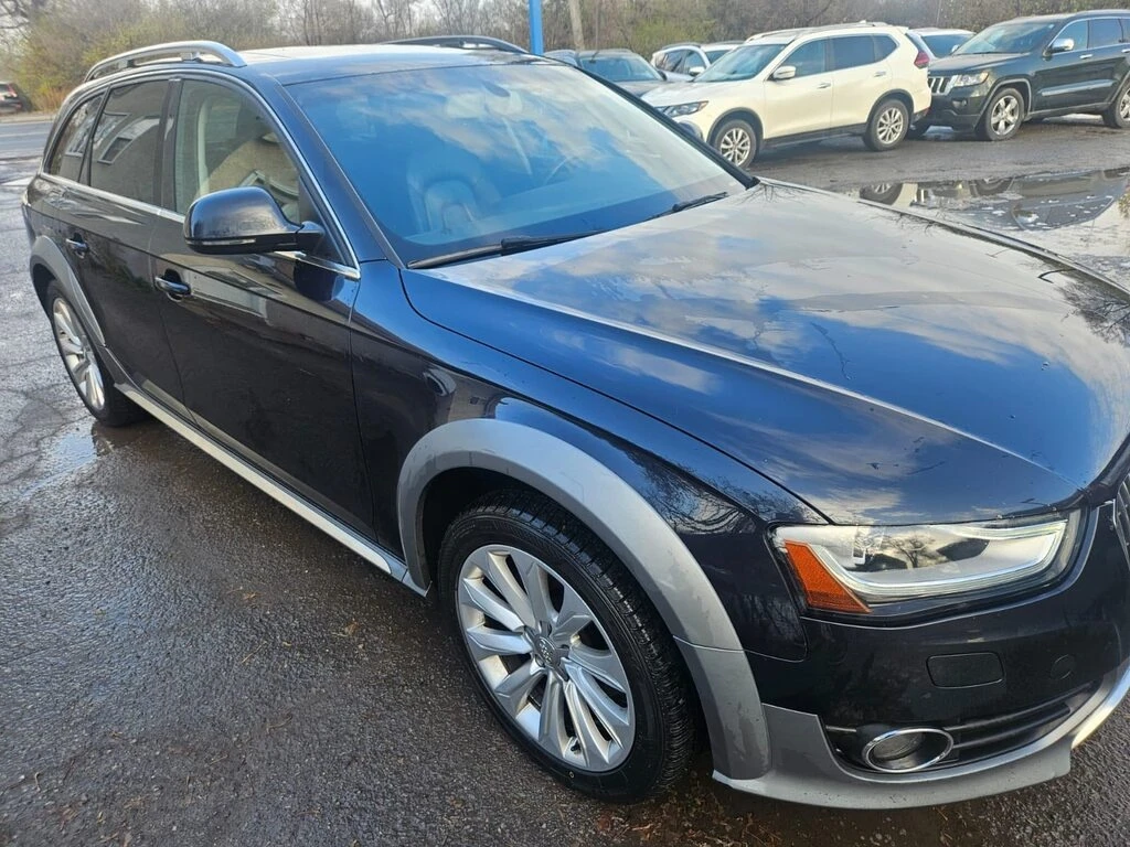 Audi A4 Allroad * 4dr Wgn Komfort | Heated Seats | Leather | Sunro - изображение 3