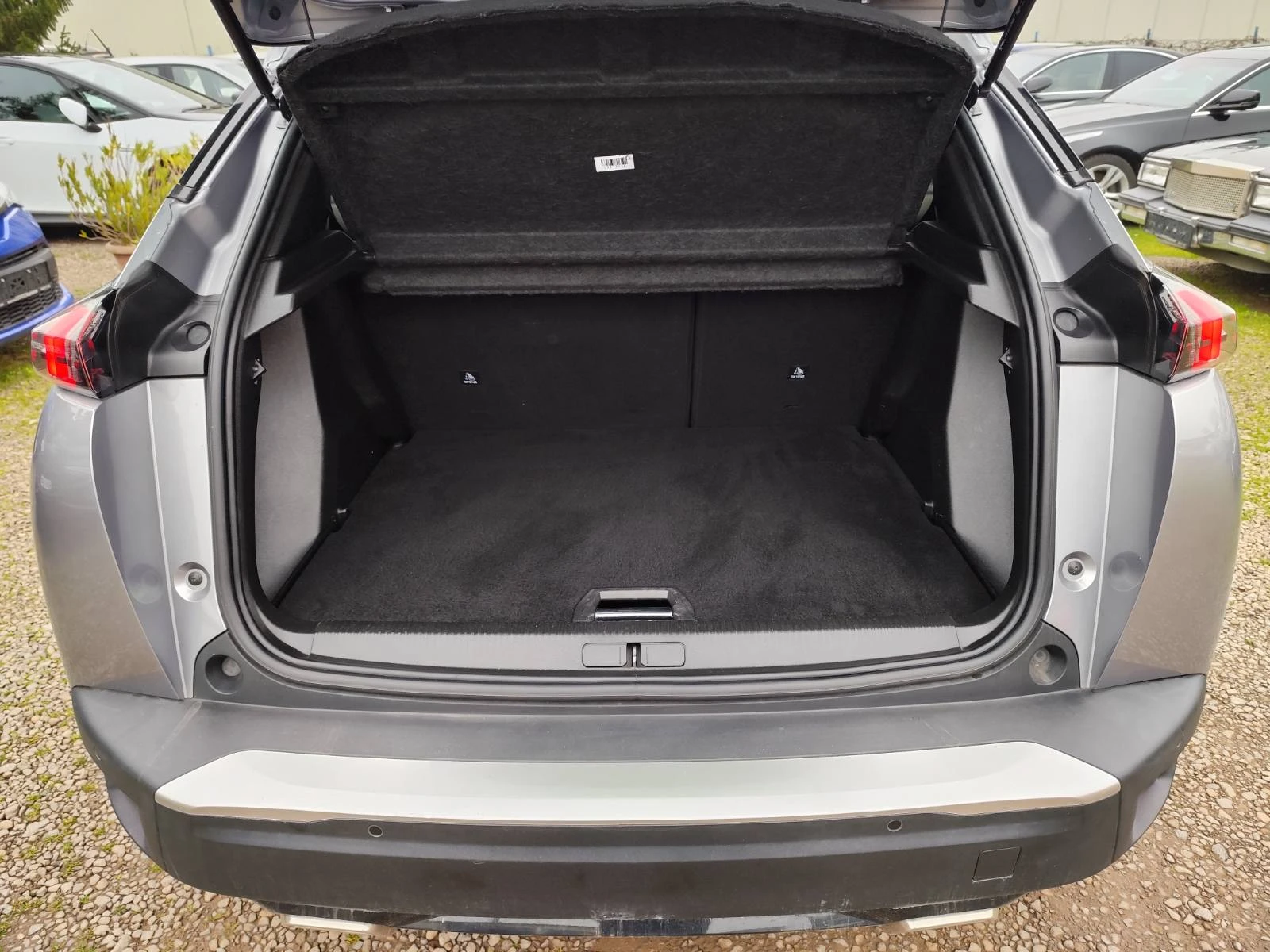 Peugeot 2008 1.2PT Allure EAT8130 к.с. - изображение 4