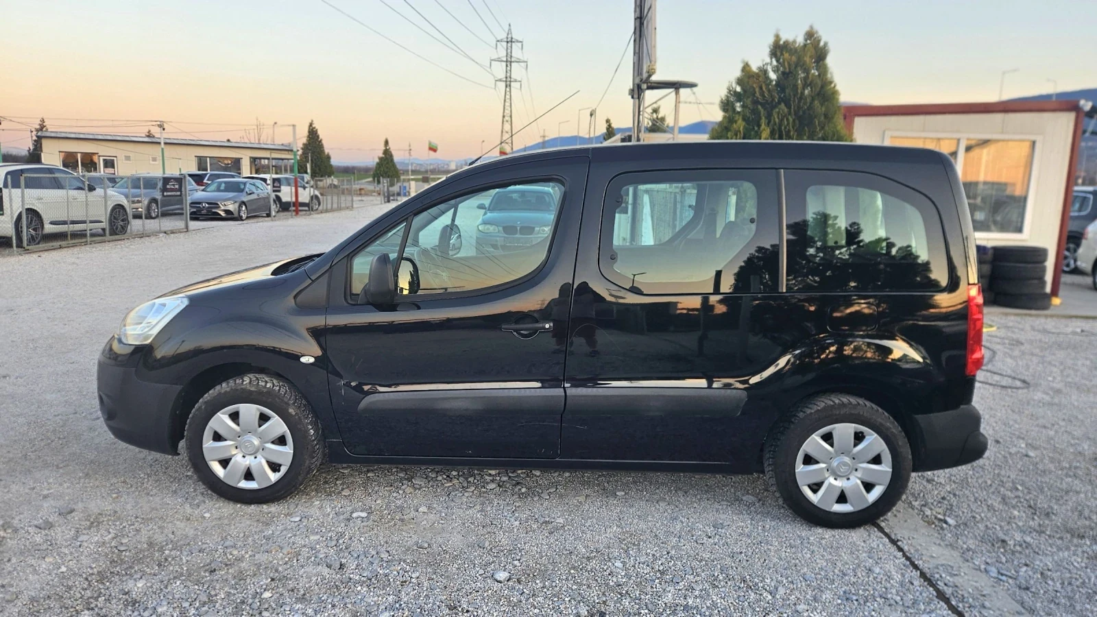 Citroen Berlingo 1.6HDI.2011г. - изображение 8