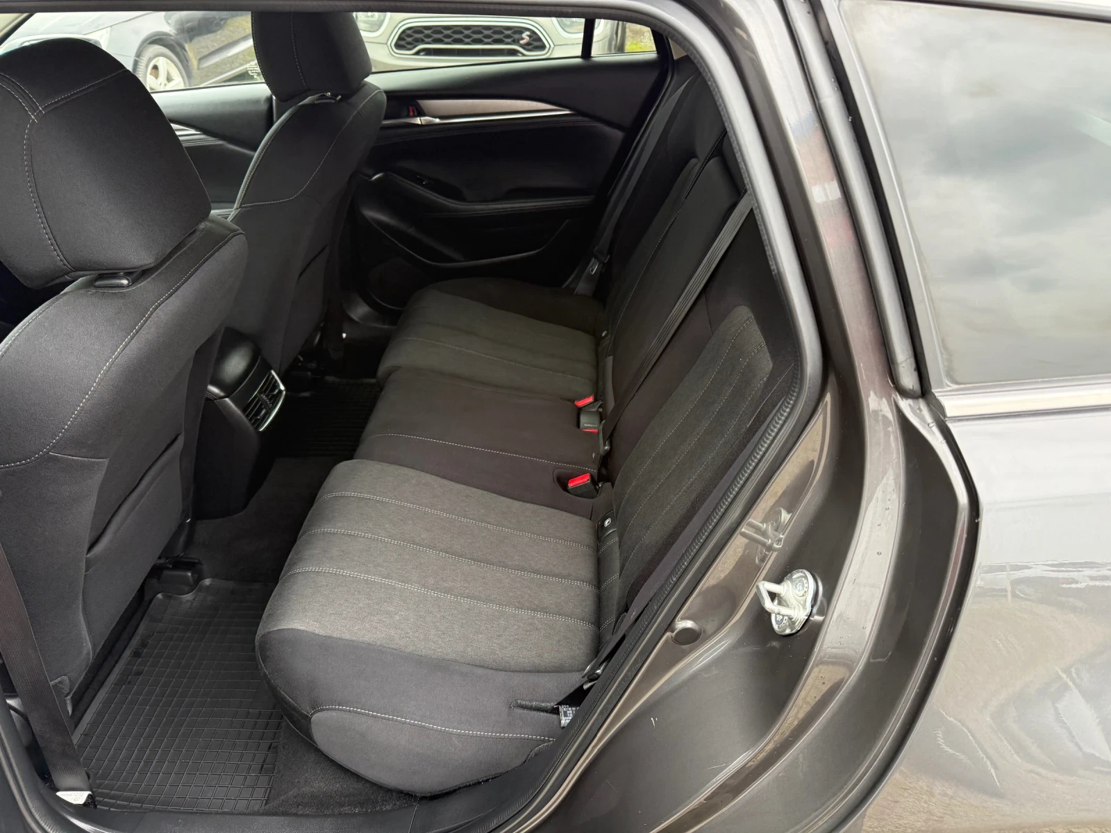 Mazda 6 2.5 АВТОМАТИК 100 Хил.км Евро6, снимка 9 - Автомобили и джипове - 53917092