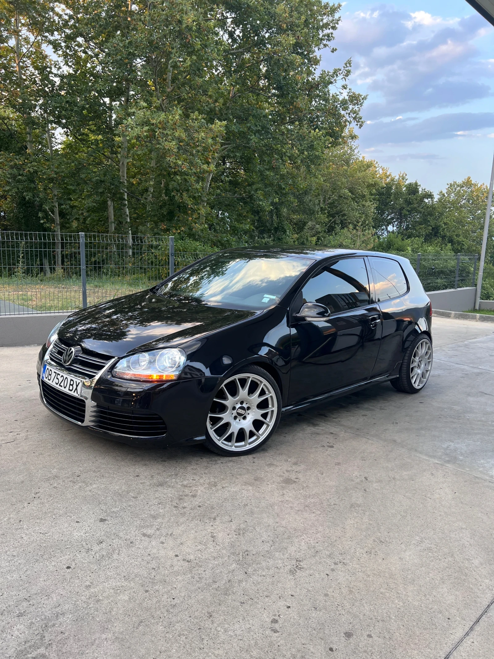 VW Golf, снимка 4 - Автомобили и джипове - 53936887