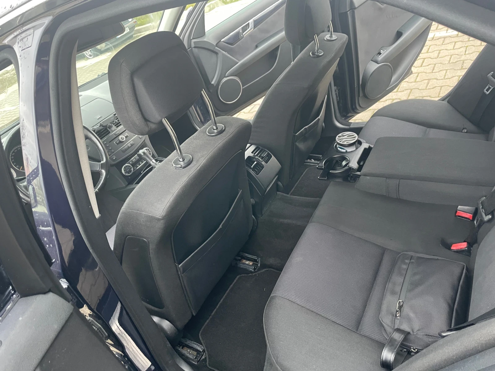 Mercedes-Benz C 220 220 CDI, снимка 6 - Автомобили и джипове - 53976952