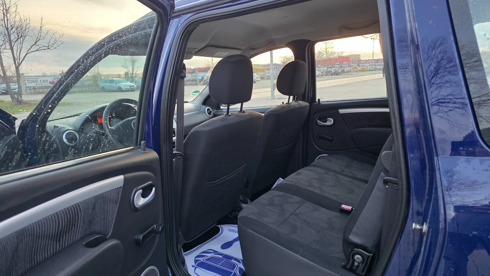 Dacia Logan 1.6i/87hp/УНИКАТ/FACE LIFT, снимка 8 - Автомобили и джипове - 53989593