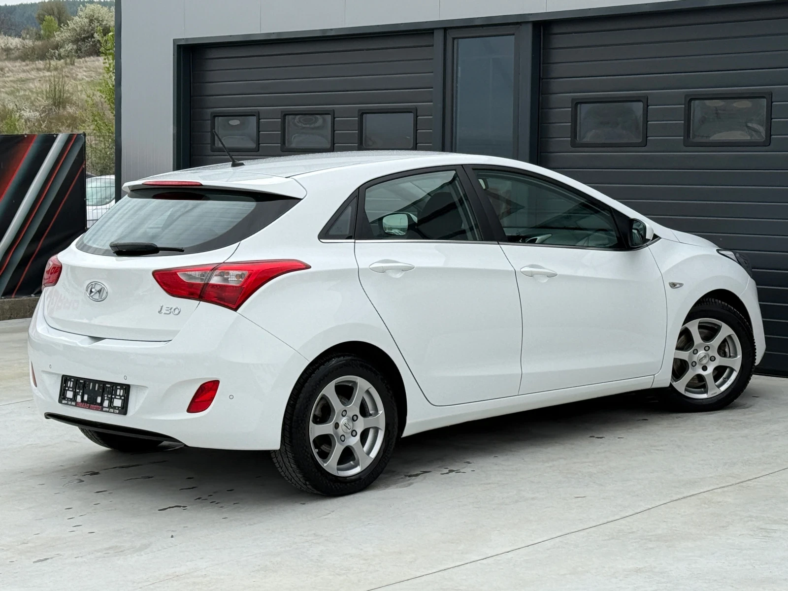 Hyundai I30 1.6CRDi, LED, * 118 000км* EURO 6B! KTEO OK! ТОП!, снимка 6 - Автомобили и джипове - 54206261