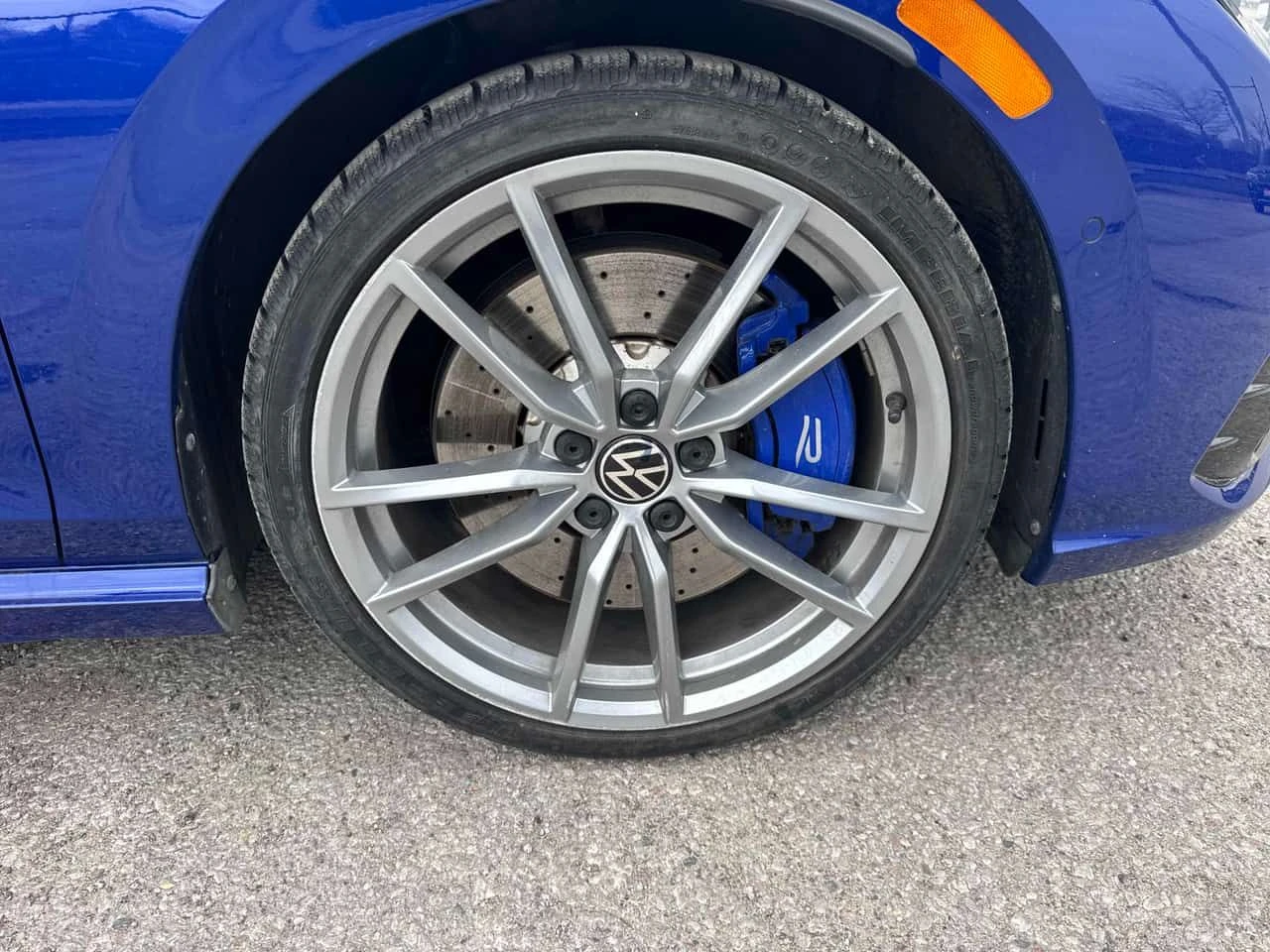 VW Golf R * РЪЧНИ СКОРОСТИ * CARFAX * ОБДУХВАНЕ * КЛИПОВЕ, снимка 7 - Автомобили и джипове - 54424011