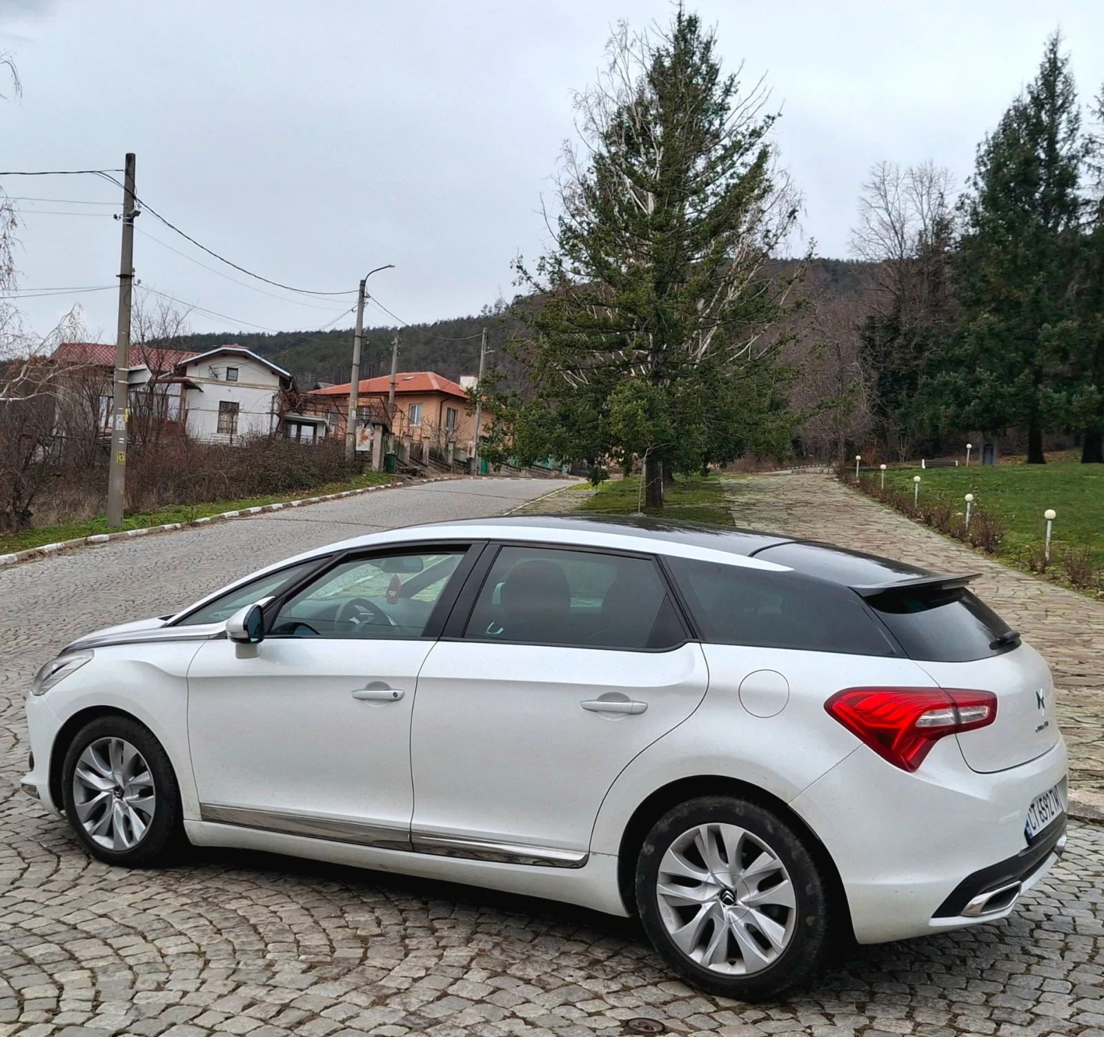 Citroen DS5 2.0hdi, снимка 4 - Автомобили и джипове - 54460016
