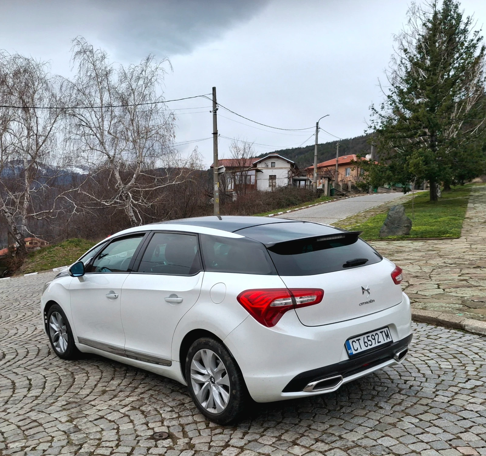 Citroen DS5 2.0hdi, снимка 3 - Автомобили и джипове - 54460016