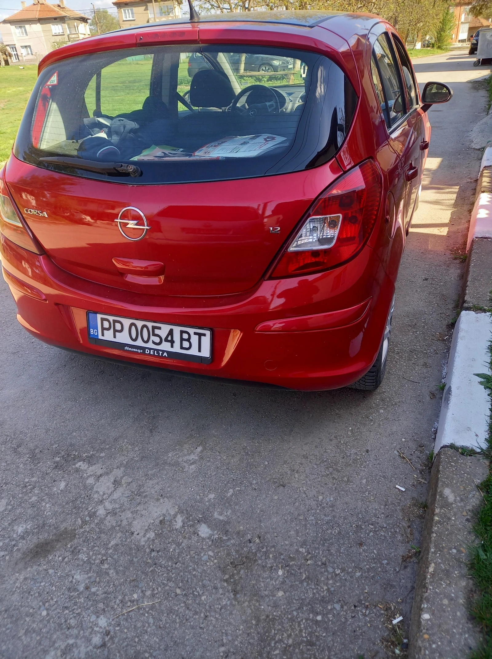 Opel Corsa 1.2, снимка 2 - Автомобили и джипове - 54478163