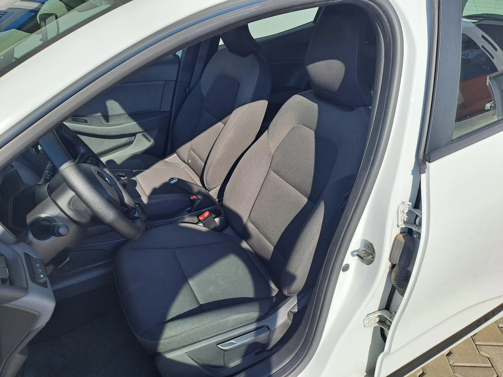 Renault Clio 1.0 SCI | Mobile.bg � ����������� 11