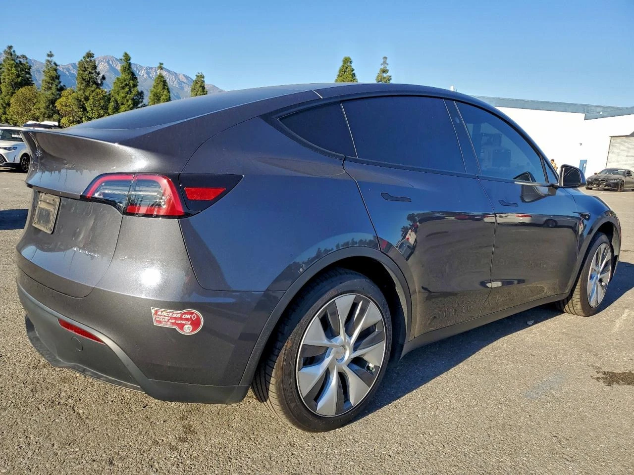 Tesla Model Y, снимка 3 - Автомобили и джипове - 54664184