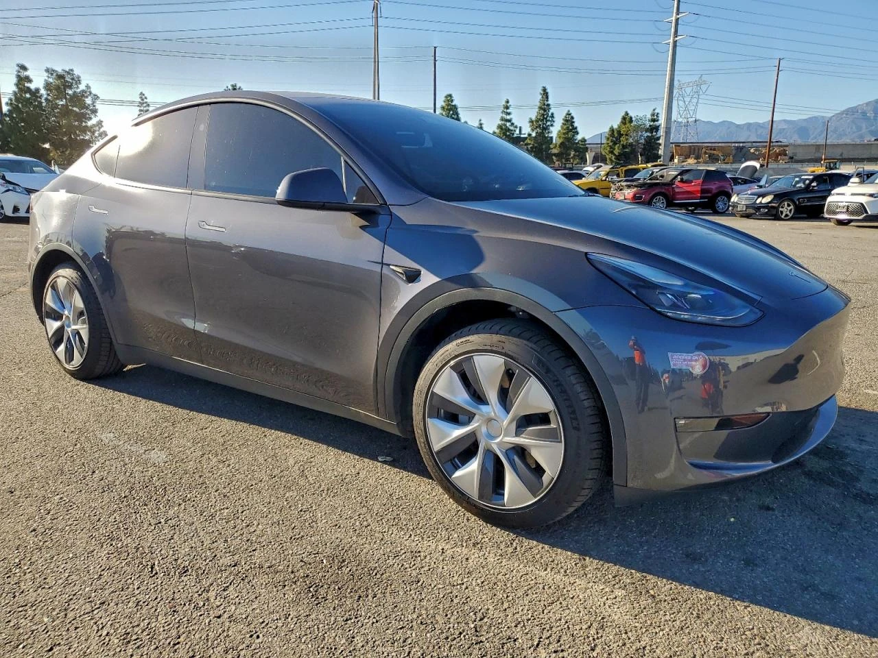 Tesla Model Y, снимка 4 - Автомобили и джипове - 54664184