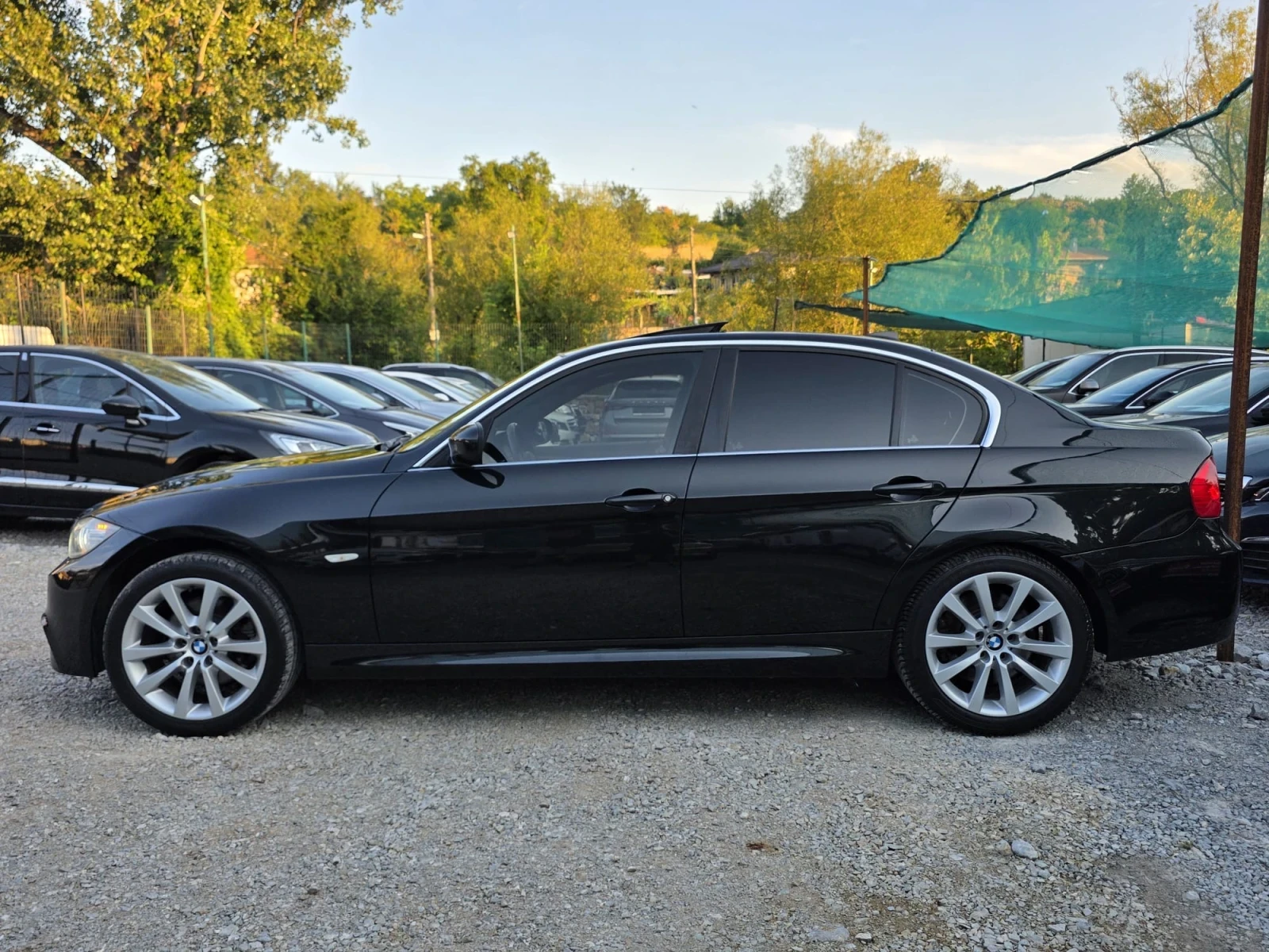 BMW 325 325D 204K.C. / М-ПАКЕТ / АВТОМАТ / ШИБЕДАХ / , снимка 3 - Автомобили и джипове - 55118201