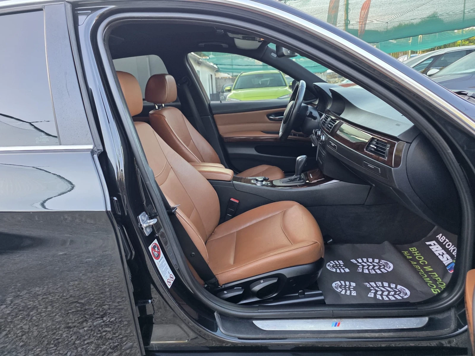 BMW 325 325D 204K.C. / М-ПАКЕТ / АВТОМАТ / ШИБЕДАХ / , снимка 10 - Автомобили и джипове - 55118201