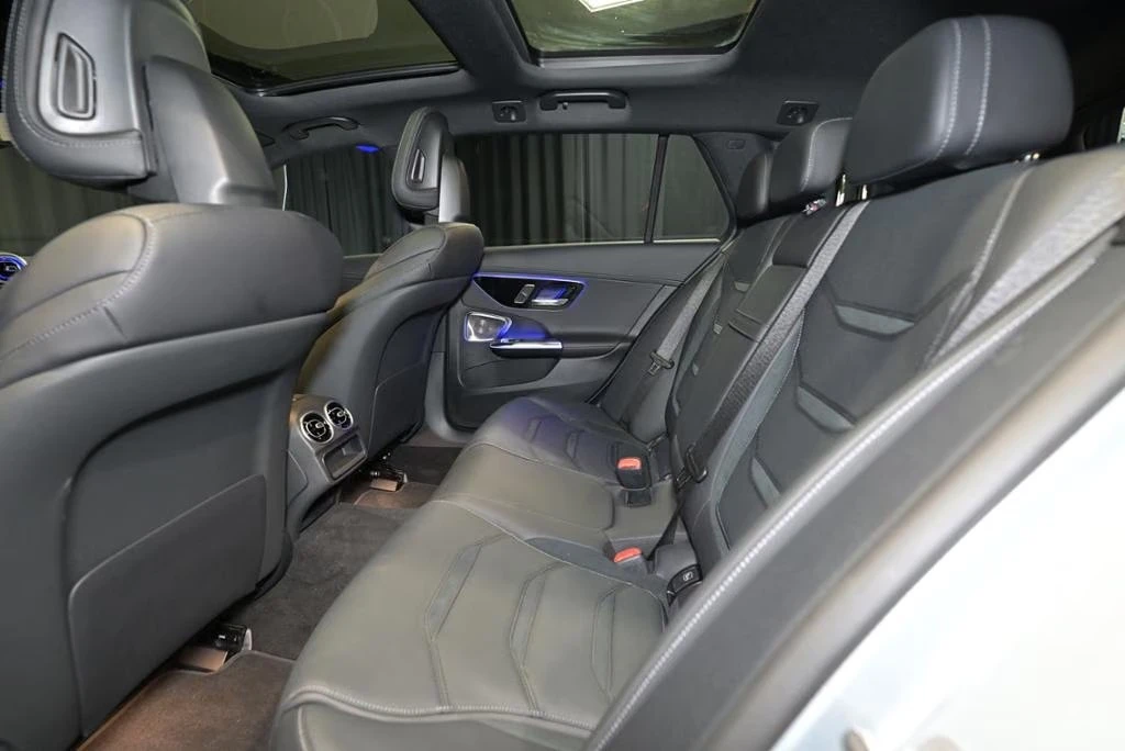 Mercedes-Benz C 63 AMG S E-PERFORMANCE/ BURM/ 4-MATIC/ NIGHT/ HUD/ PANO, снимка 16 - Автомобили и джипове - 55735825