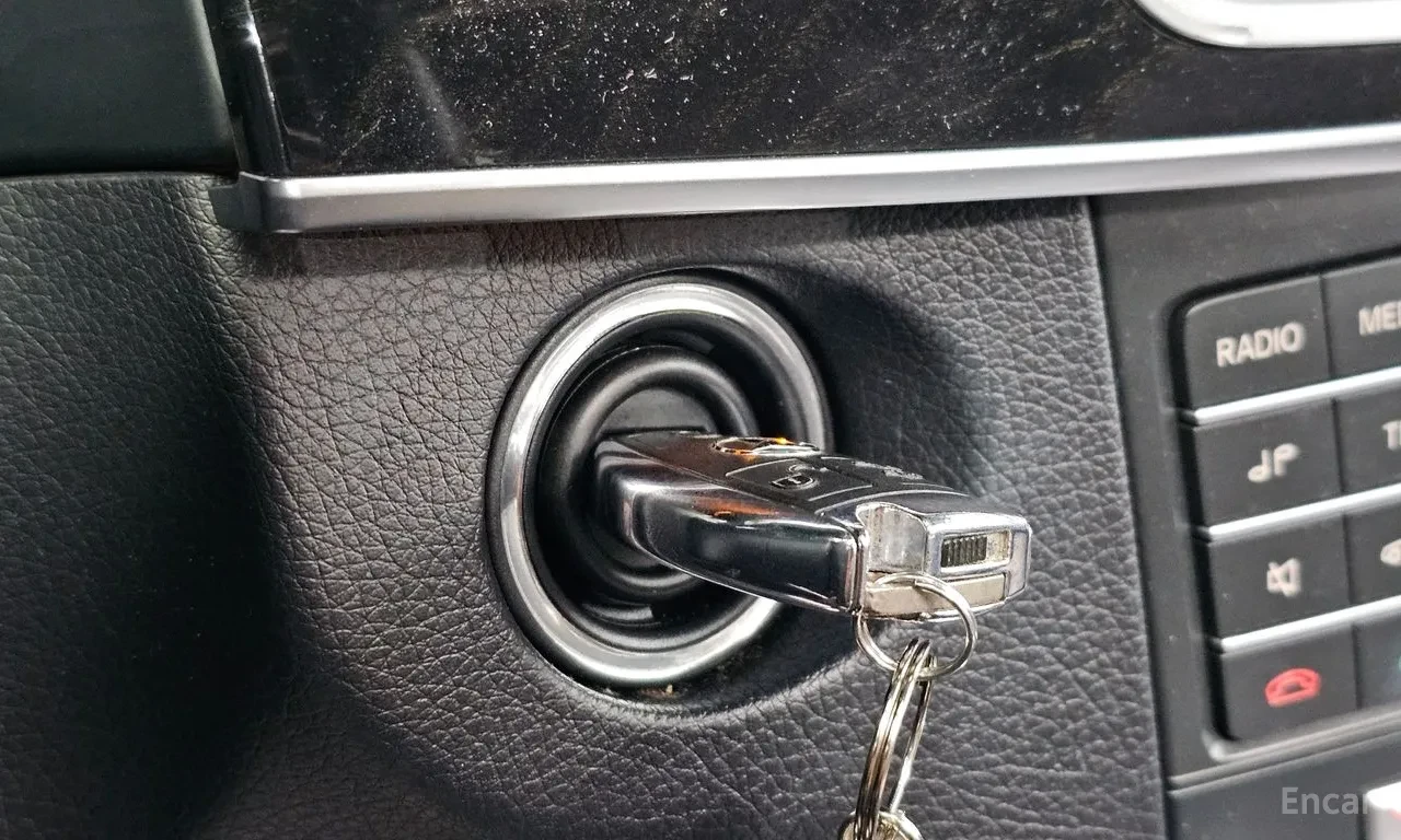Mercedes-Benz C 200 Подгрев * Кожа, снимка 15 - Автомобили и джипове - 55800664