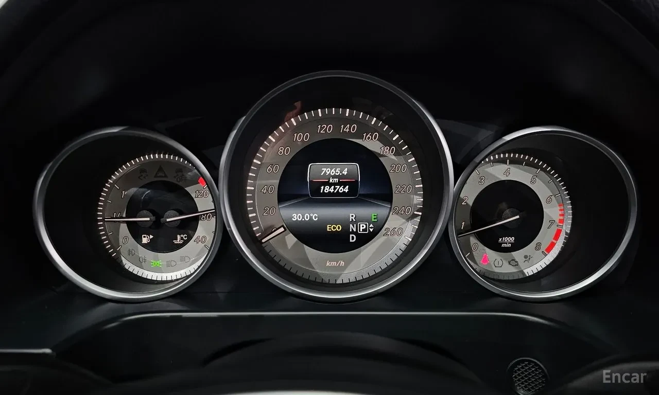 Mercedes-Benz C 200 Подгрев * Кожа, снимка 16 - Автомобили и джипове - 55800664