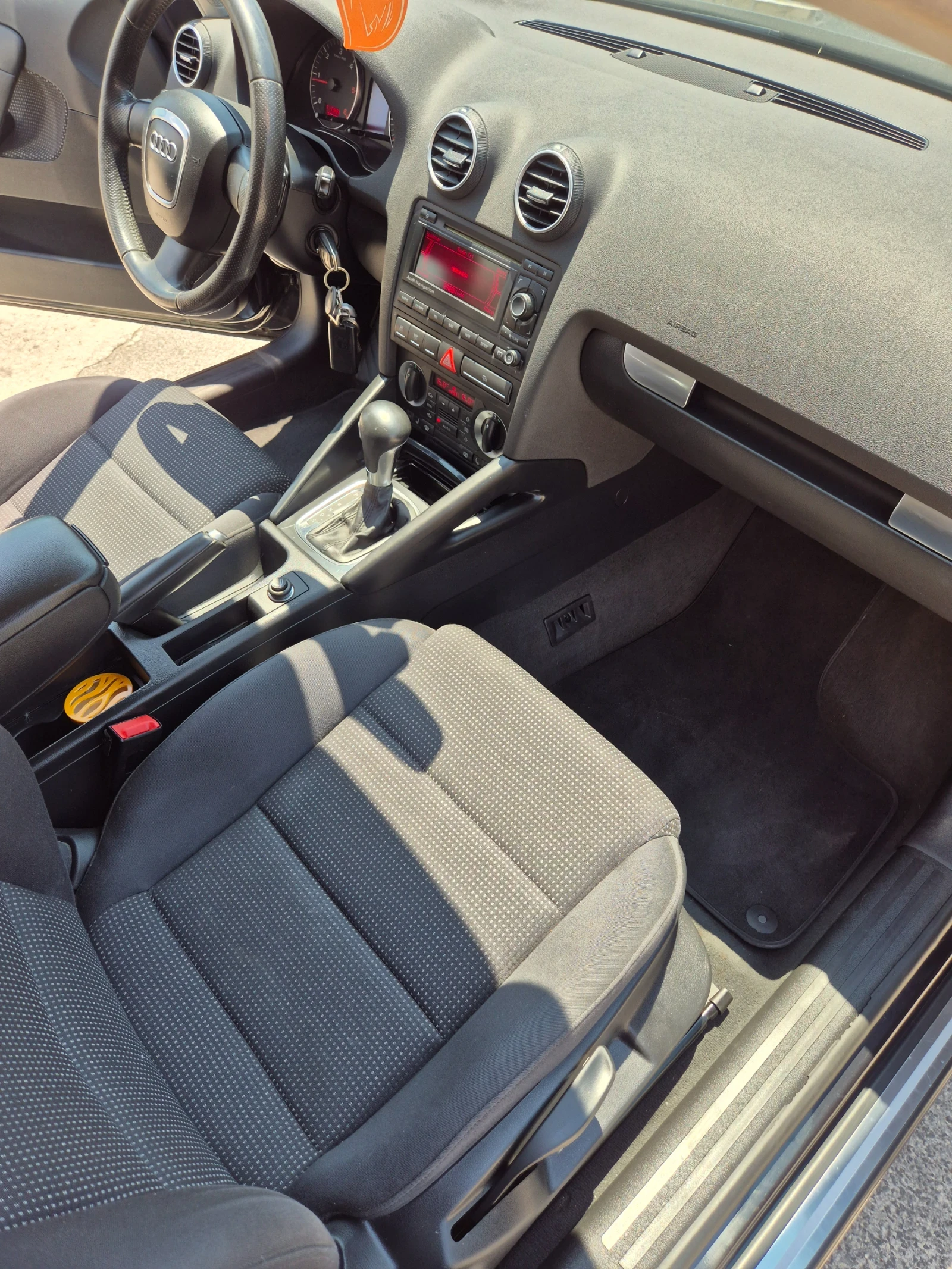 Audi A3 2.0 TDI 140KS BMM TOP, снимка 9 - Автомобили и джипове - 56217092