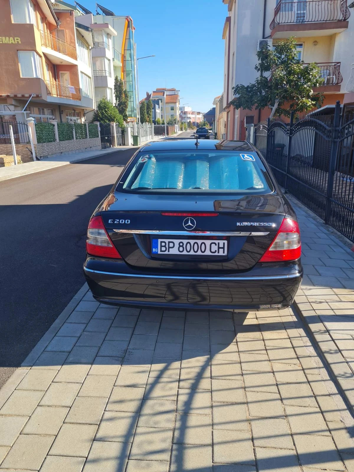 Mercedes-Benz E 200 COMPRESSOR, снимка 3 - Автомобили и джипове - 56431111