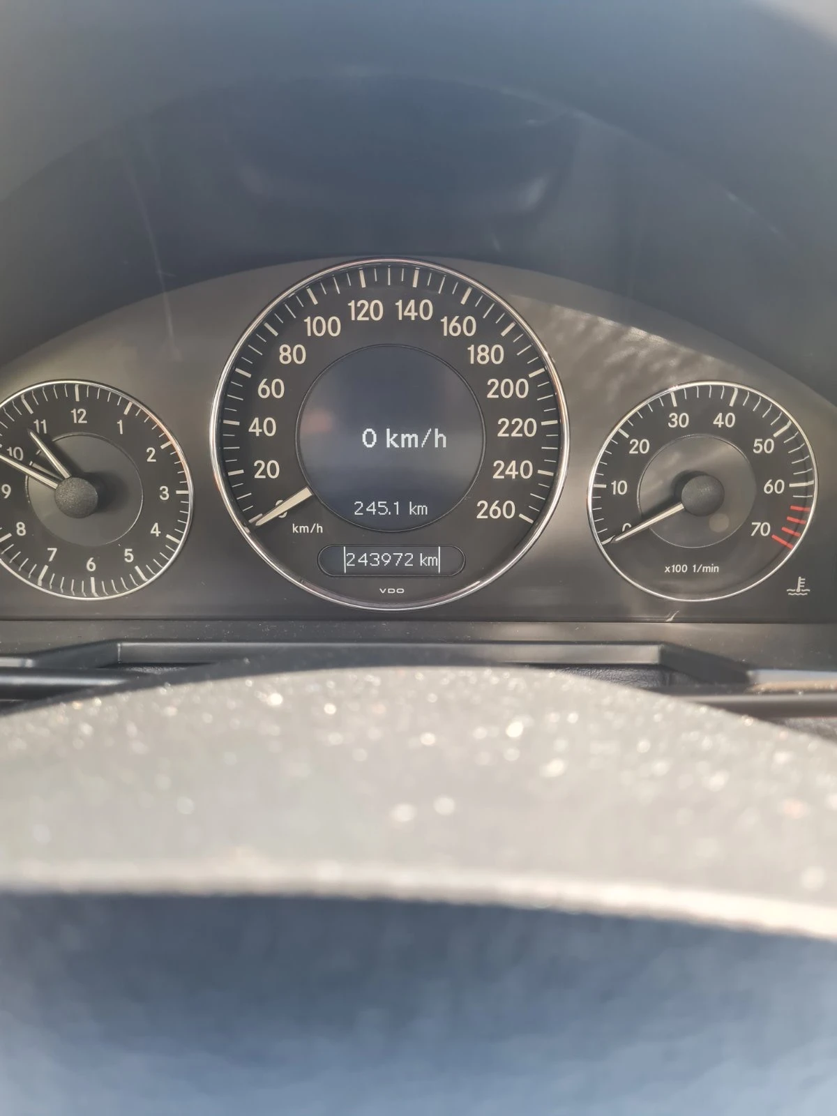 Mercedes-Benz E 200 COMPRESSOR, снимка 5 - Автомобили и джипове - 56431111