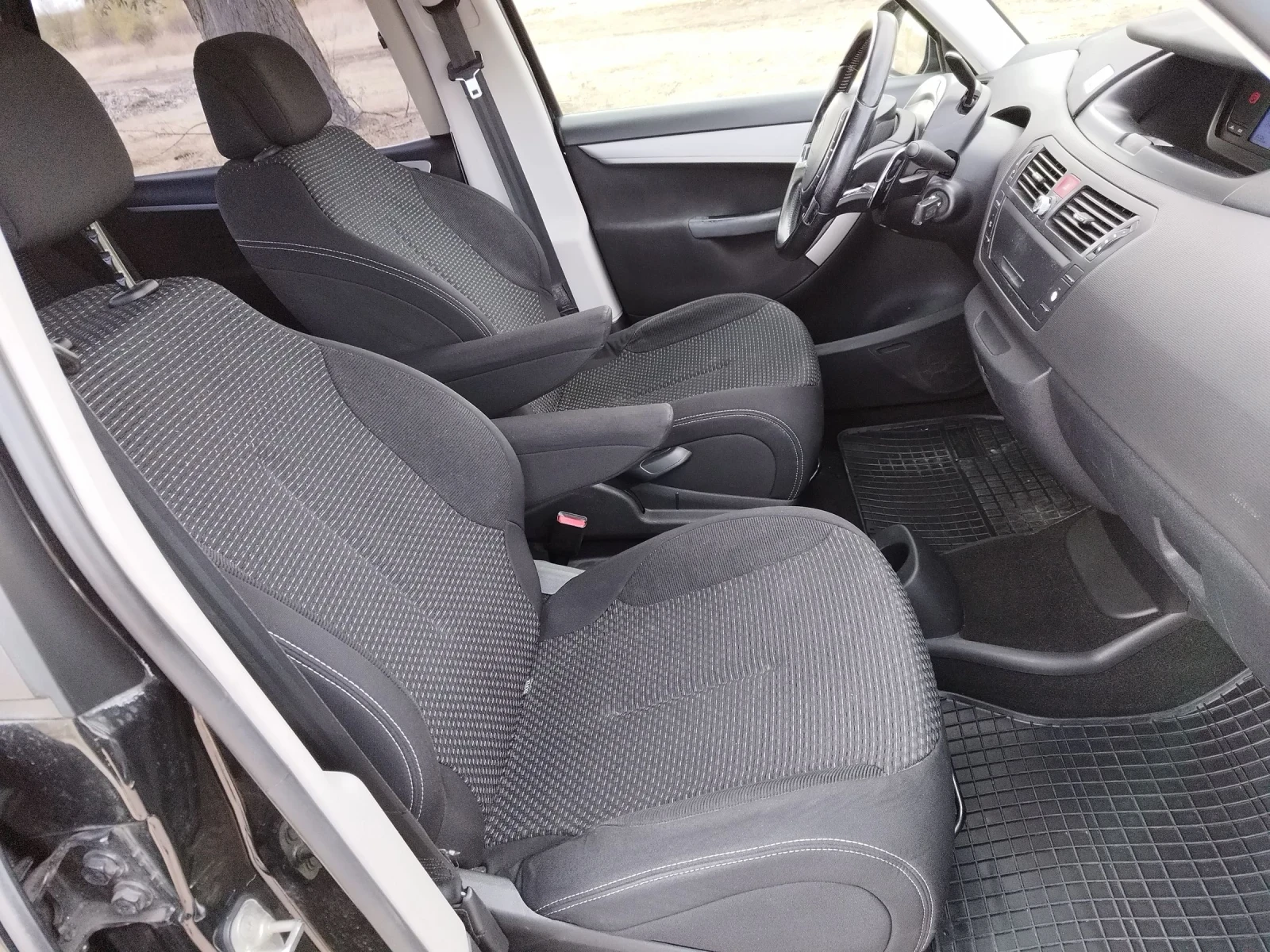 Citroen C4 Picasso 2.0i 140 ���� ������� | Mobile.bg � ����������� 15