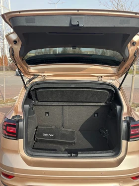 VW T-Cross R-Line - 19000 € / 37160.77 лв. - 26731069 4