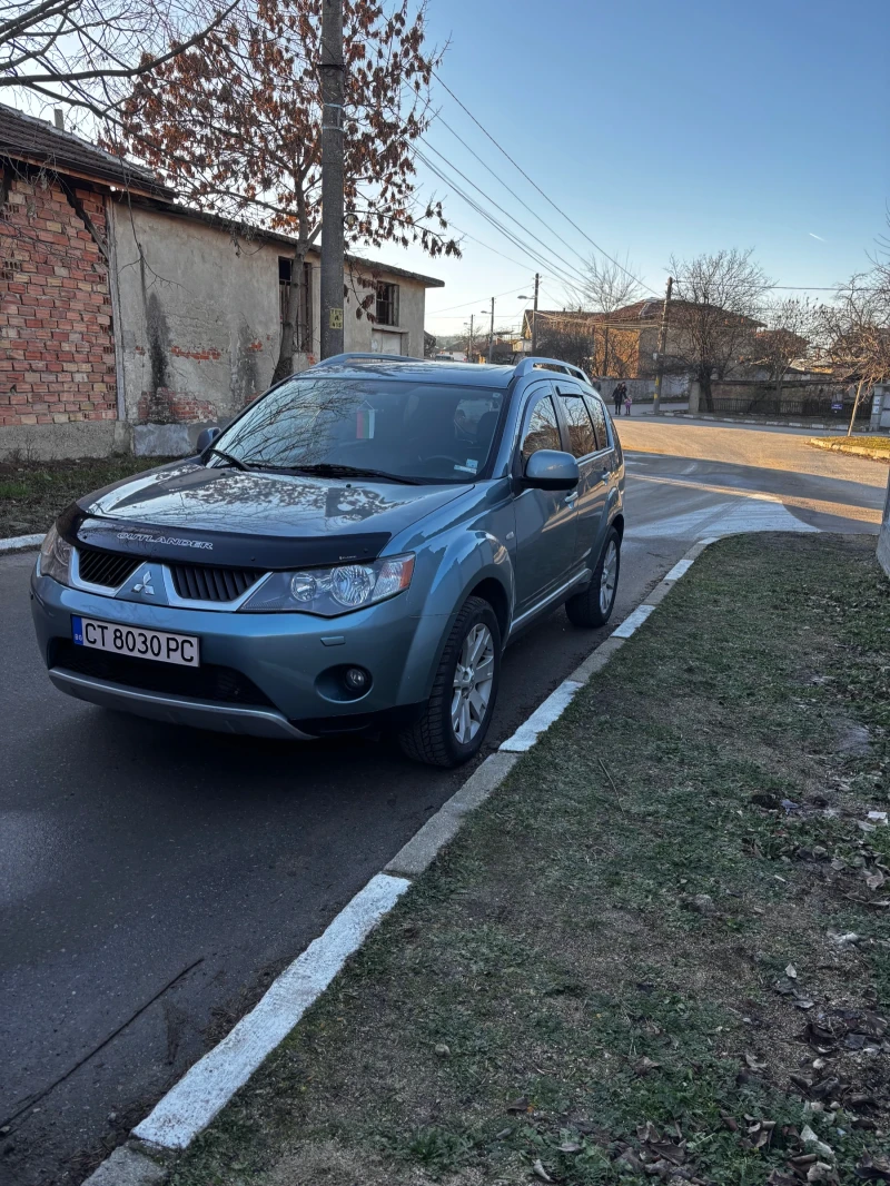 Mitsubishi Outlander, снимка 10 - Автомобили и джипове - 48807784