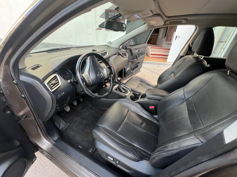 Nissan Qashqai, снимка 9 - Автомобили и джипове - 52081943