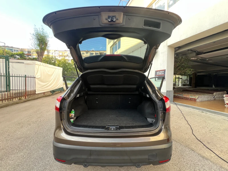 Nissan Qashqai, снимка 10 - Автомобили и джипове - 52081943
