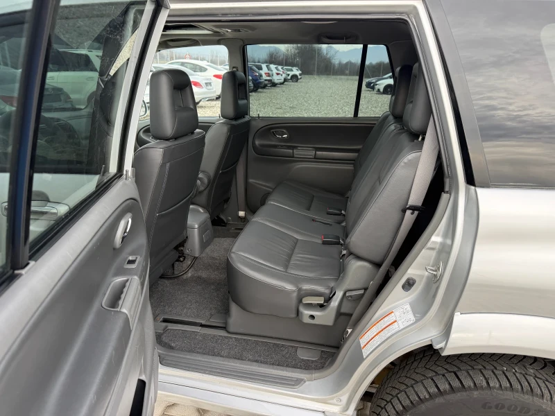 Suzuki Grand vitara XL-7, снимка 11 - Автомобили и джипове - 52743399
