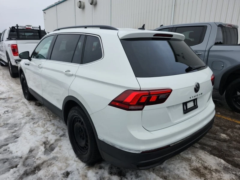 VW Tiguan * COMFORTLINE * CARFAX * ЦЕНА ДО БГ, снимка 4 - Автомобили и джипове - 52878179