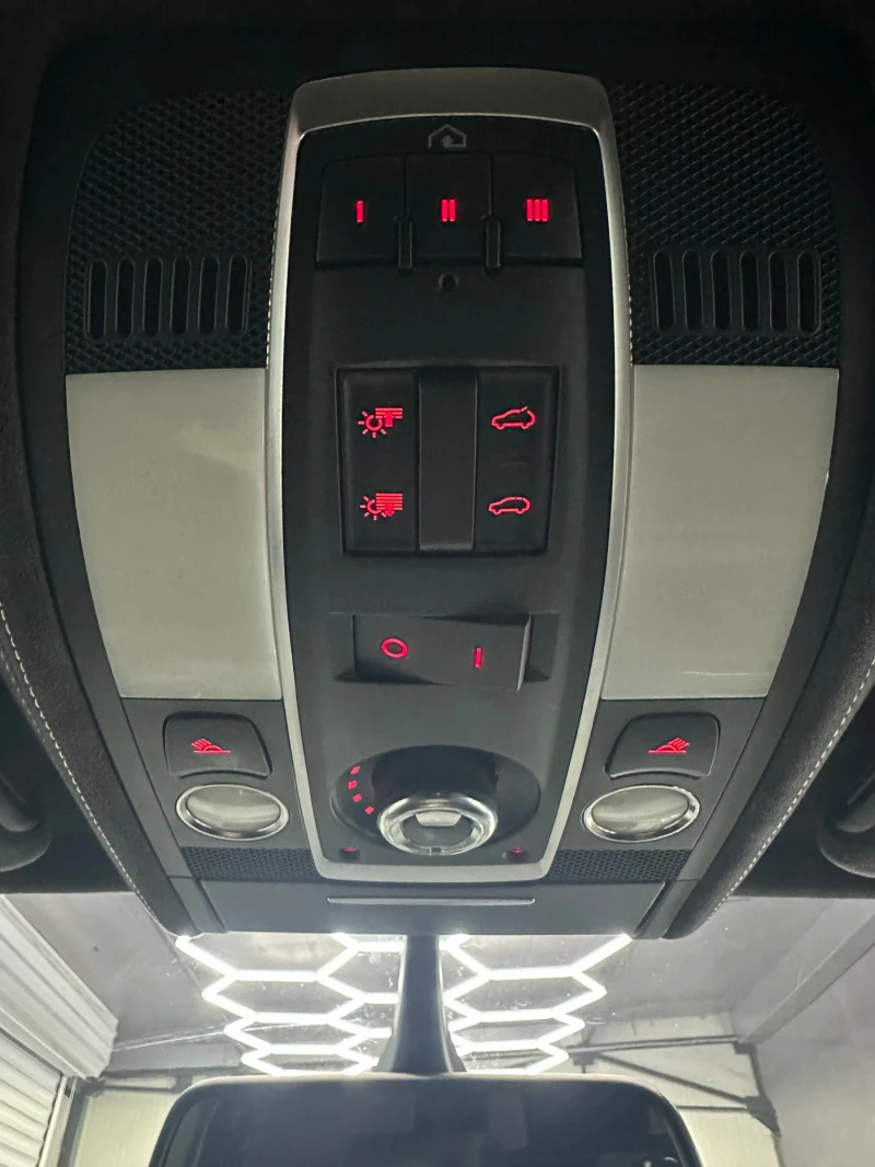 Audi Q7 4.2TDi Facelift 3xSline Executive FULL БЕЗ АНАЛОГ!, снимка 10 - Автомобили и джипове - 53557458