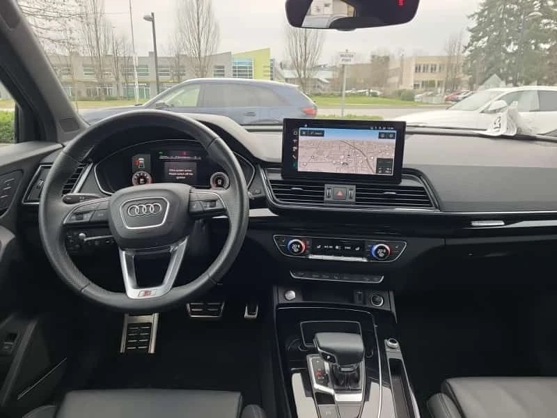 Audi Q5 * TECHNIK* S-Line* CARFAX * ДВА КЛЮЧА, снимка 4 - Автомобили и джипове - 53695609