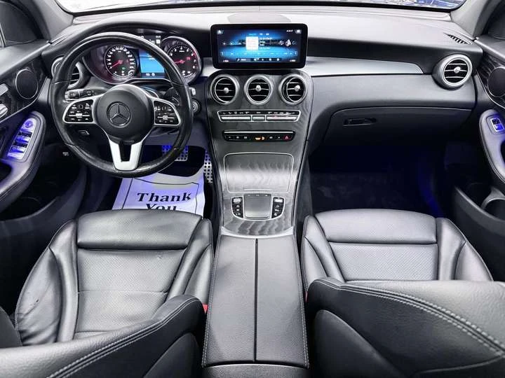 Mercedes-Benz GLC AMG PKG| NAV| CARPLAY| 360CAM| BSM| FCW| LKA| PANO, снимка 7 - Автомобили и джипове - 53985036