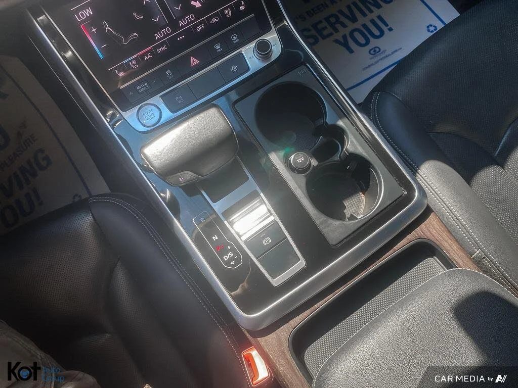 Audi Q8 Progressiv PANO* ПОДГРЕВ* KEYLESS* CARPLAY* 360CAM - изображение 9