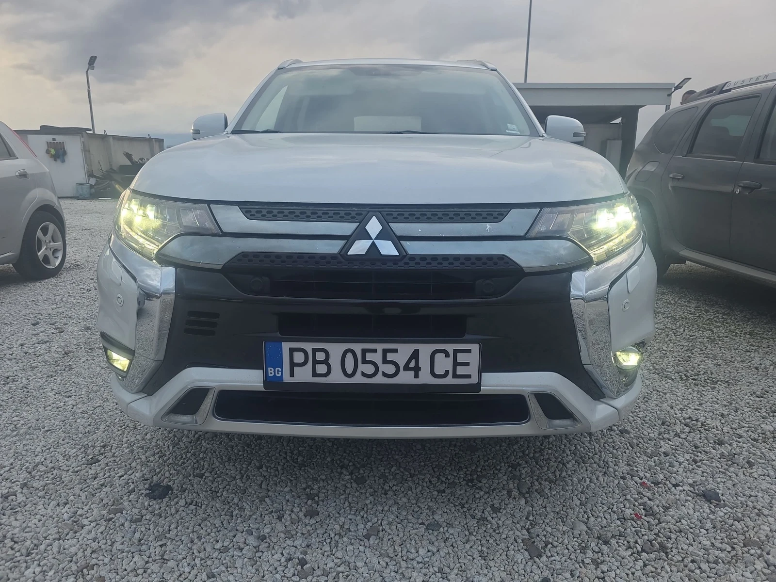 Mitsubishi Outlander 2.5, Plug Hibrid, 4WD, Top | Mobile.bg   1