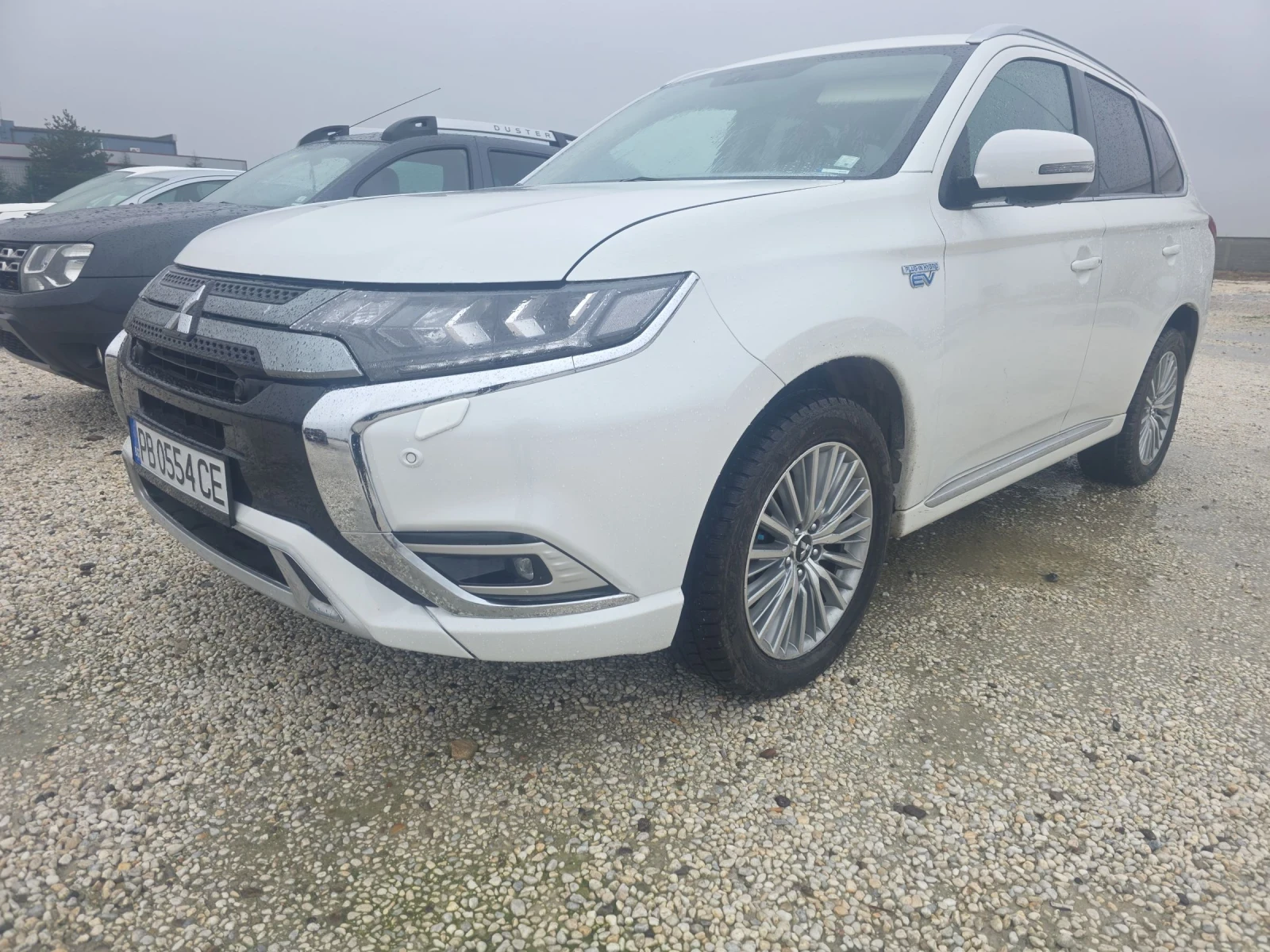 Mitsubishi Outlander 2.5, Plug Hibrid, 4WD, Top | Mobile.bg � ����������� 16